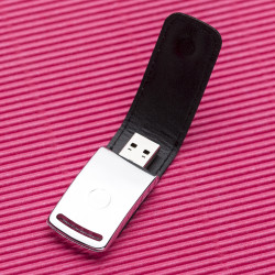 Pen Drive Couro New 4GB